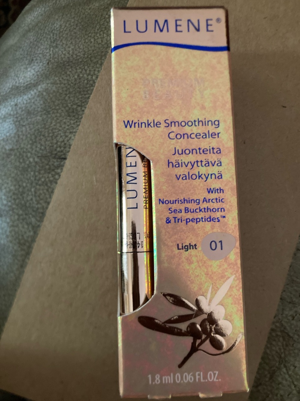 Lumene Wrinkle Smoothing Concealer - Light (01)